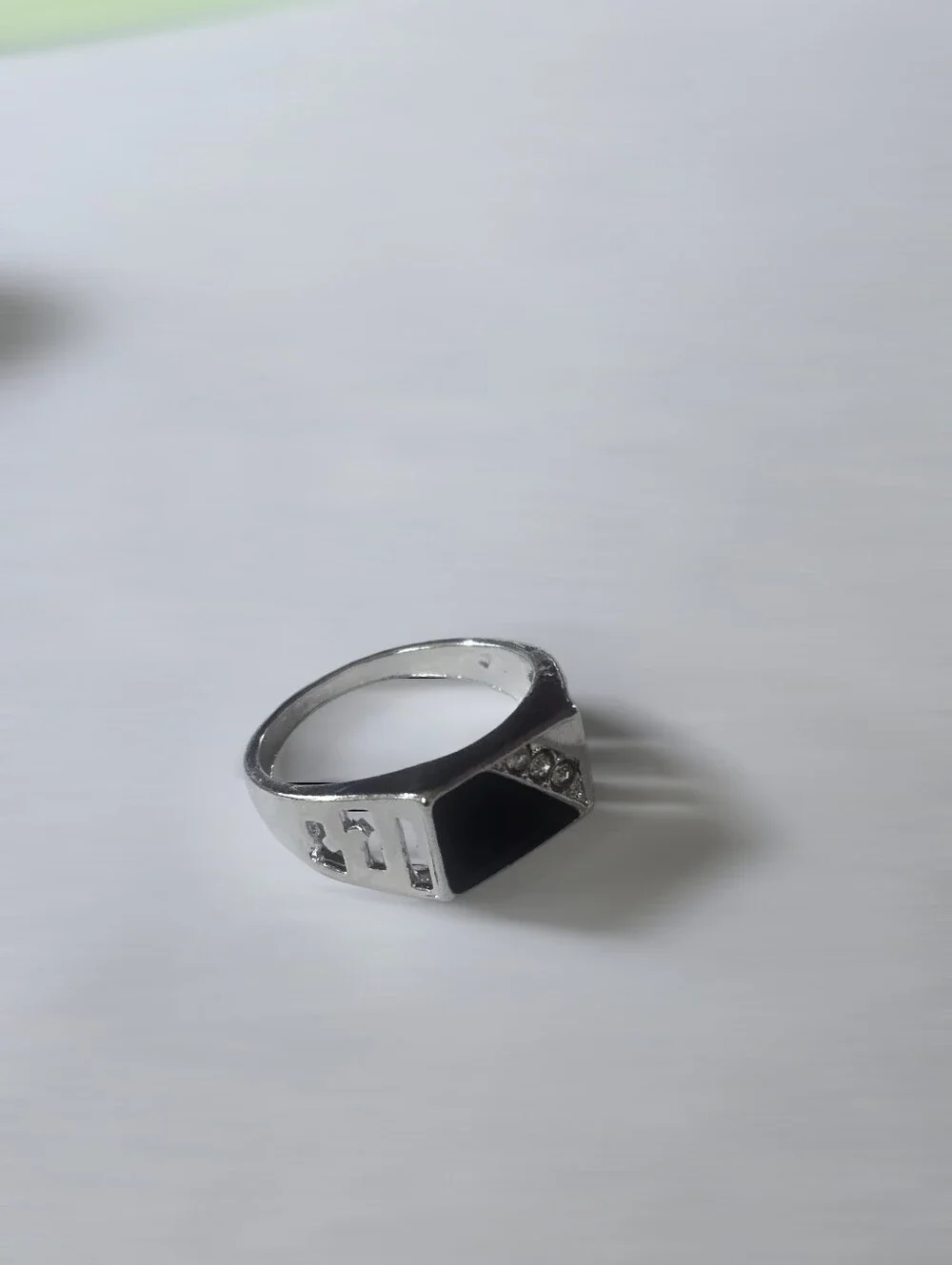 BLACK OBSIDIAN CABECHON MENS NEW SIZE 8 BEZEL SET QUALITY TITANIUM SILVER RING